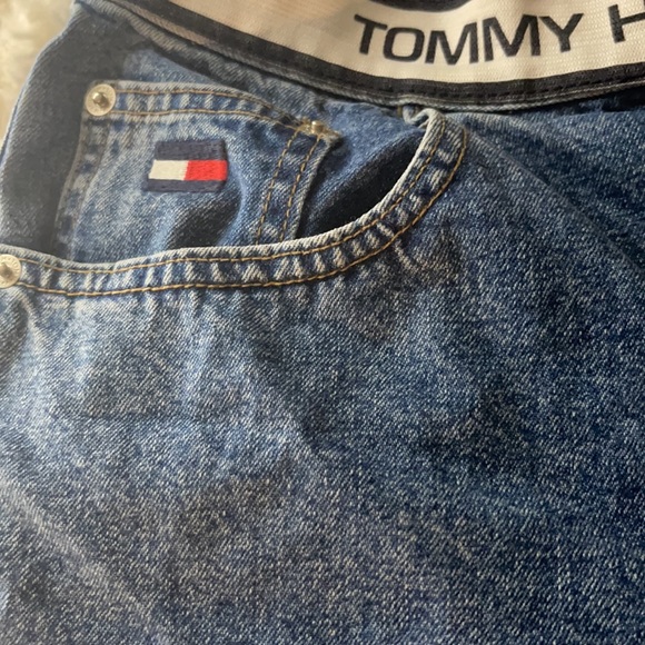 Women’s Tommy Hilfiger denim shorts size 8 - Picture 2 of 8